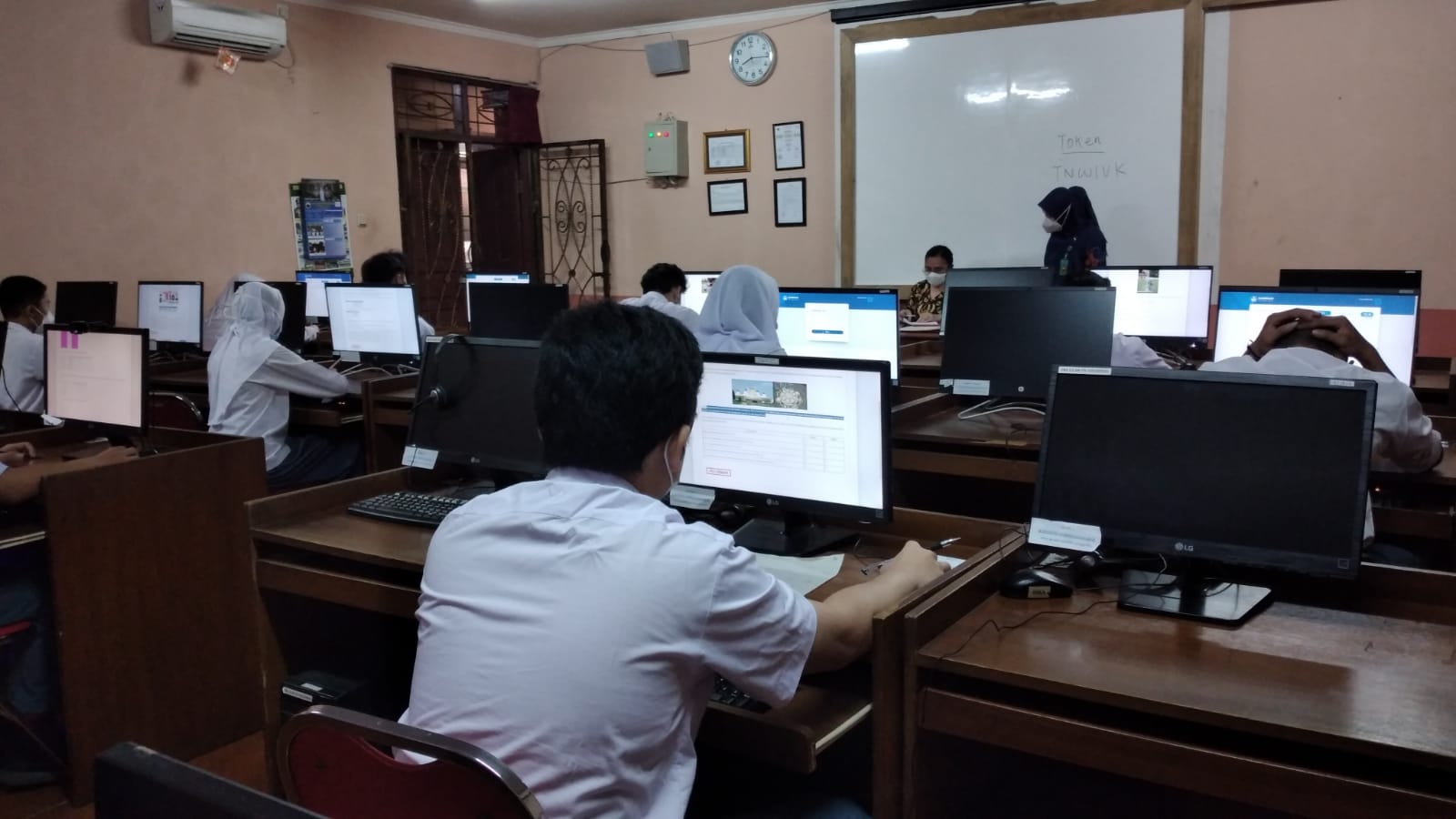 ANBK di SMA SMA Islam PB Soedirman Cijantung Jakarta